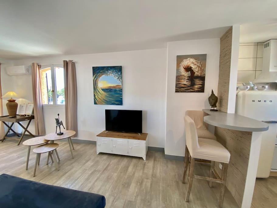 Marinesappartement, 2min Plage, Acces Direct Port Appartement